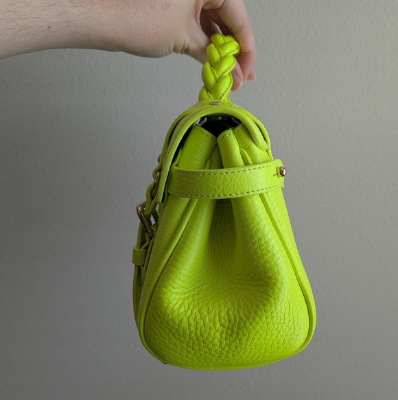 Mulberry Mini Alexa In Neon Yellow - Picture 3 of 16